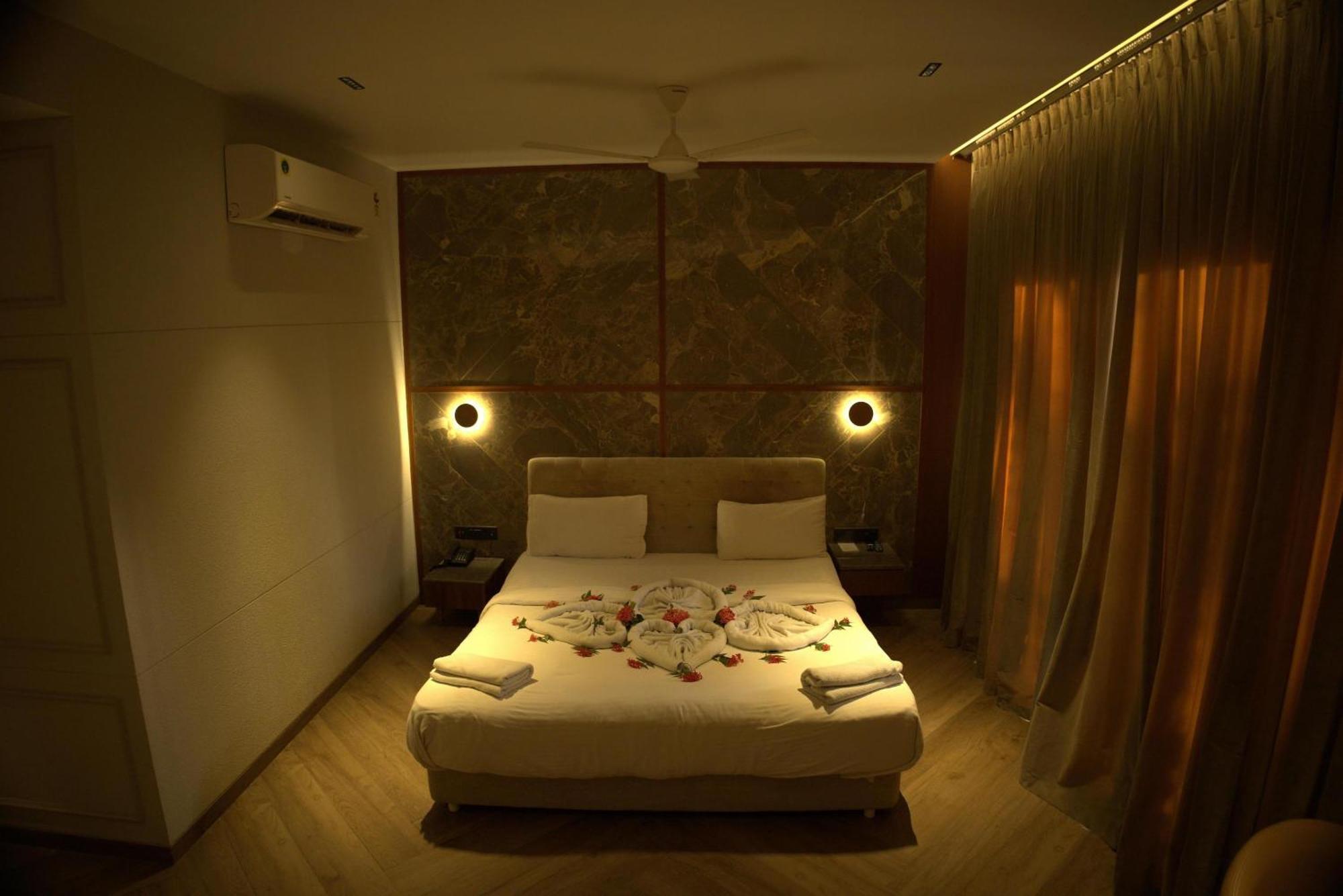 Cassa Marina Beach Resort Damlawari Ngoại thất bức ảnh